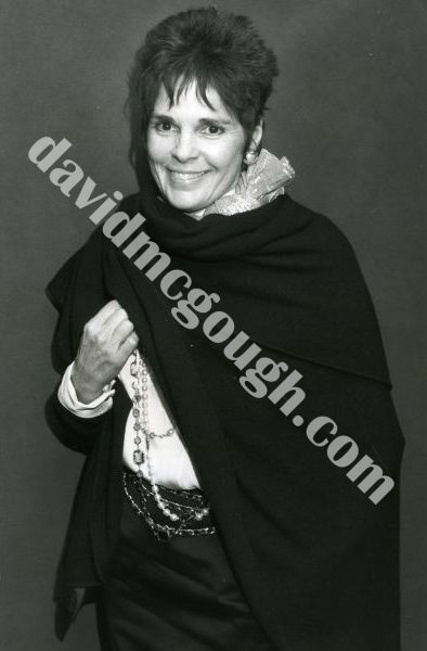 Ali Macgraw 1985 NYC.jpg